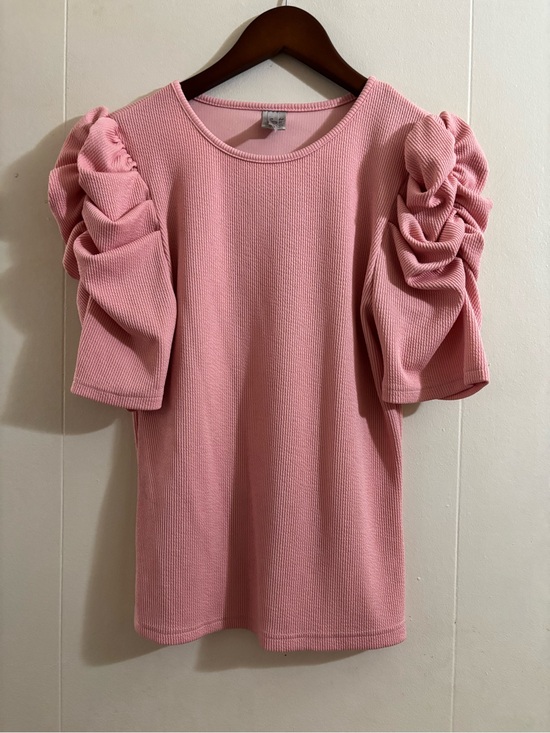 SHUN Tops - SHUN Pink Puff-Sleeve Short Sleeve Top
